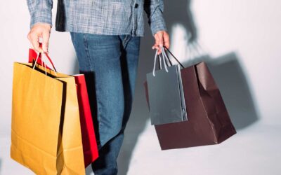 Réseaux sociaux et e-commerce : Les fonctionnalités à utiliser pour vendre vos produits directement sur Facebook, Instagram, etc.